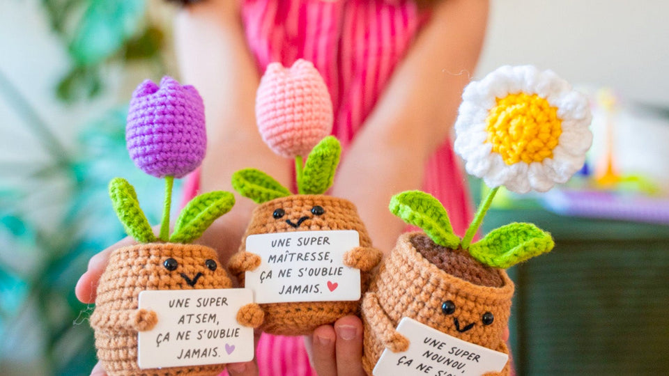 Peluche Marguerite avec message pour nounou, vue de face