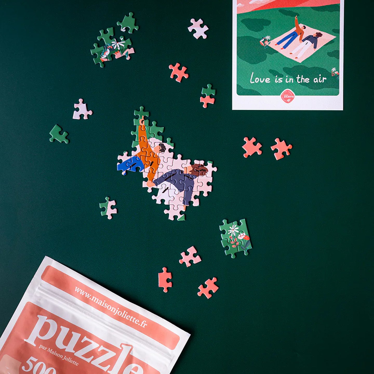 Puzzle Love is in the air