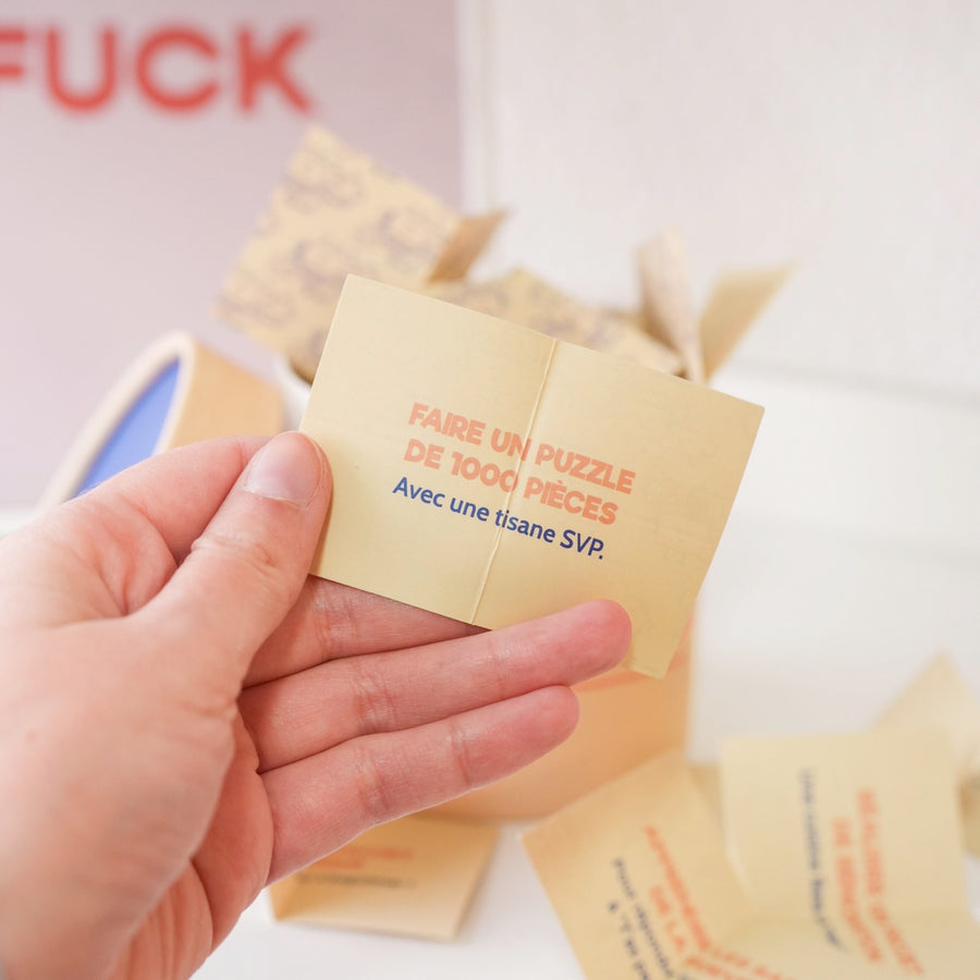 Couverture du livre avec illustrations colorées et titre en gras