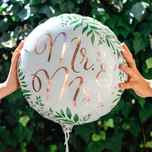 Ballon de mariage avec inscription élégante en gros plan