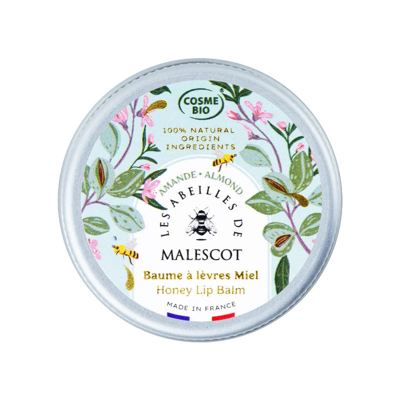 Baume à lèvres à l'amande avec texture crémeuse et douce
