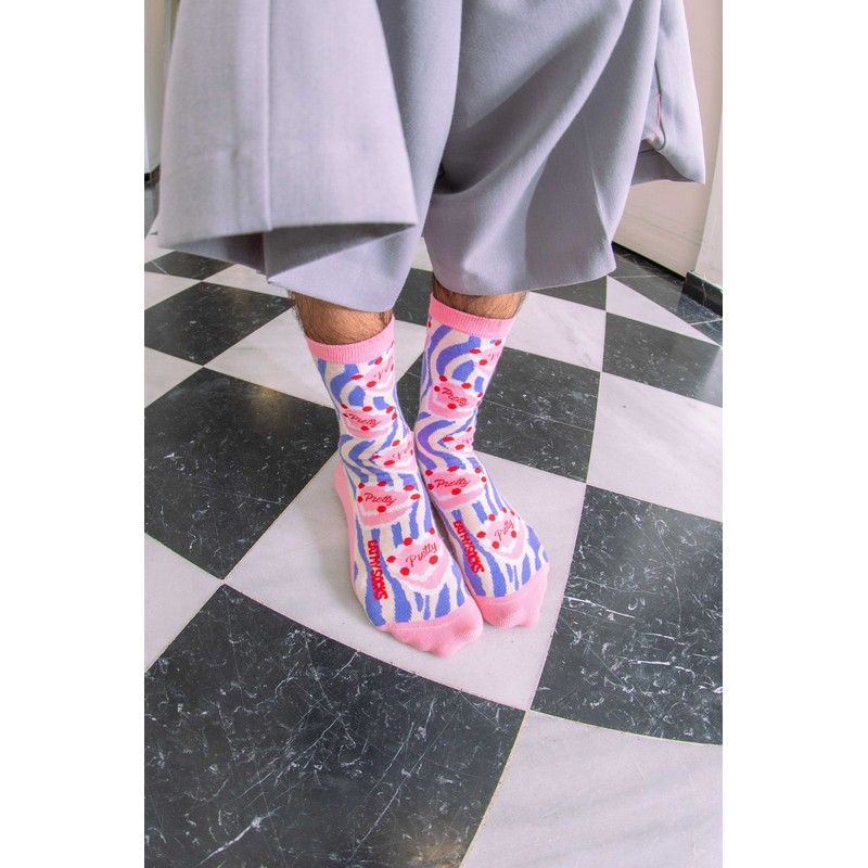 Chaussettes mi-hautes avec motif de gâteau coloré