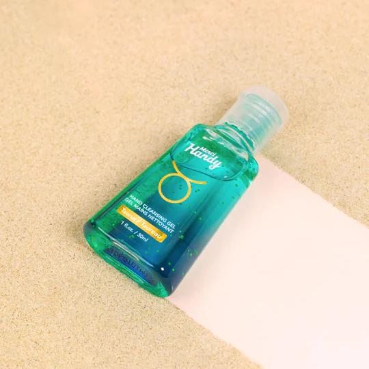 Gel pour les mains avec motif du signe Taureau en gros plan.