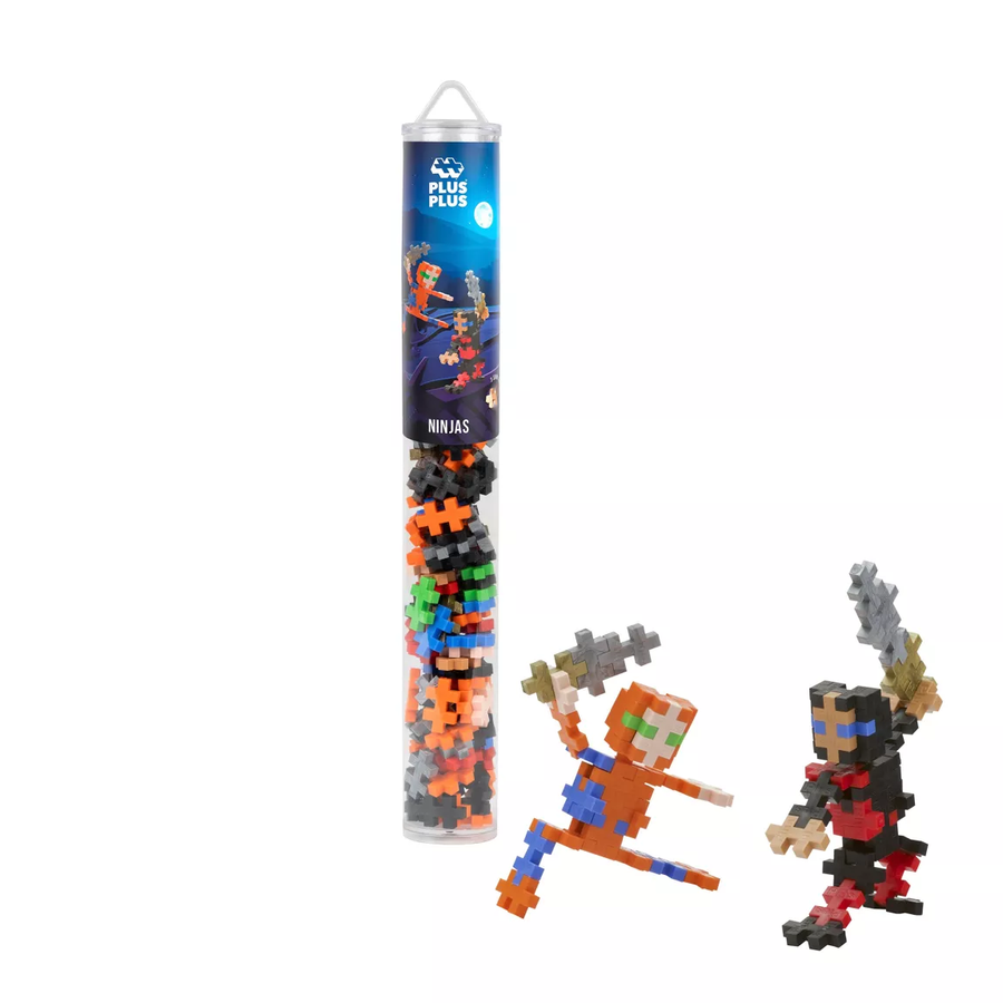 Kit de construction Ninja avec pièces colorées en détail