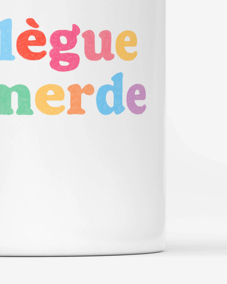 Mug avec inscription humoristique sur fond blanc