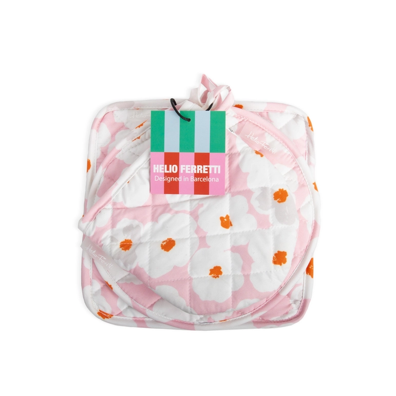 Set de maniques et torchon fleuris sur fond clair