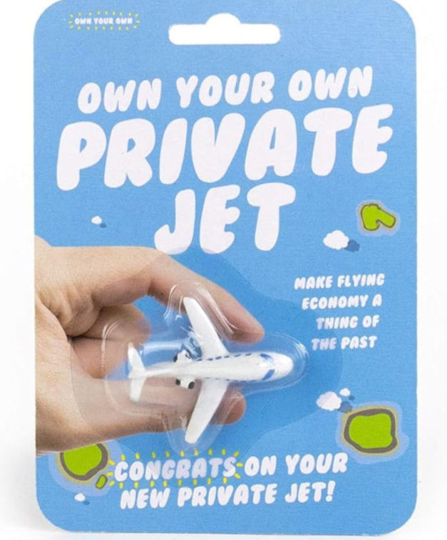 Mini jet privé de poche vu de côté, design élégant et compact.