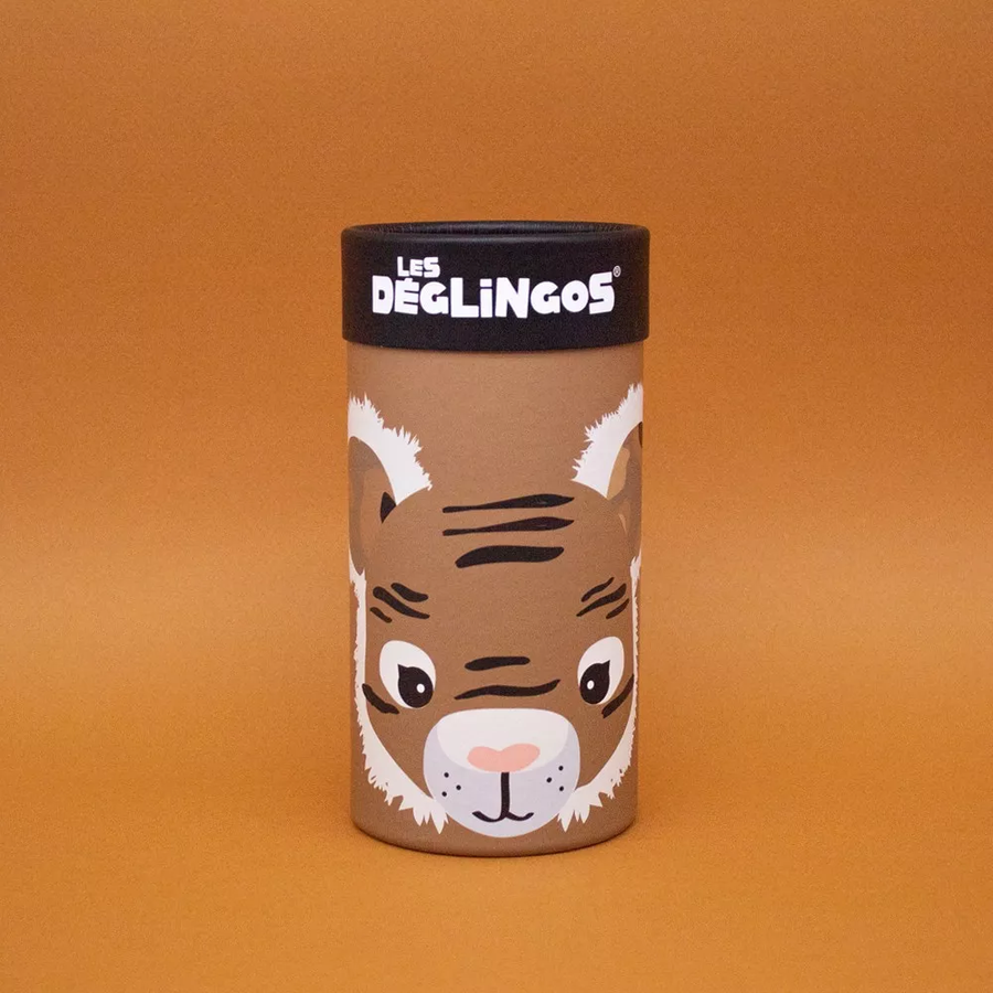 Peluche tigre avec pelage doux et regard attendrissant