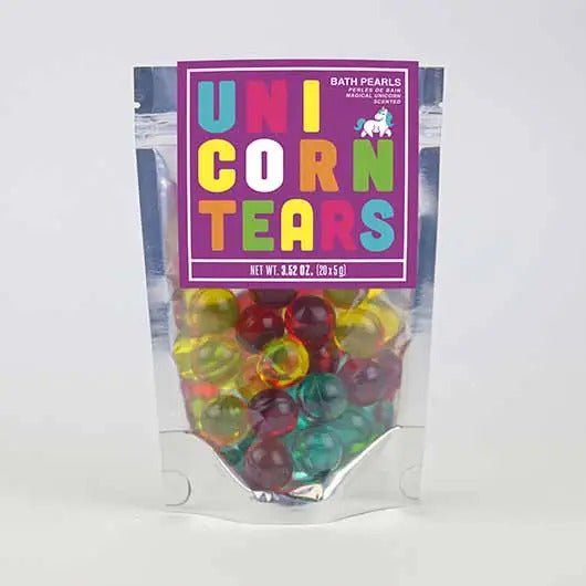 Perles de bain licorne multicolores en gros plan