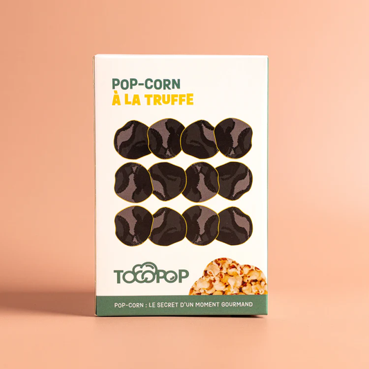 Pop-corn Ă la truffe en gros plan, texture croustillante