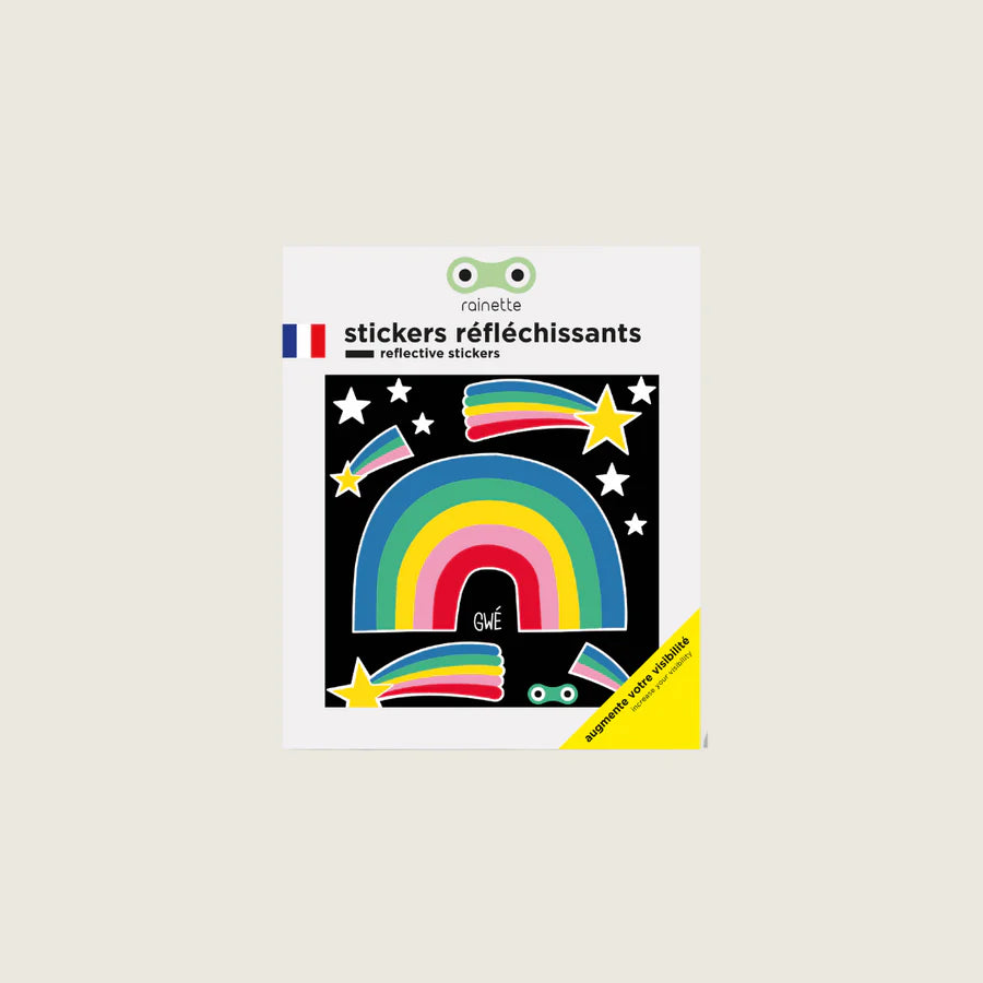 Stickers réfléchissants enfant en forme d'arc-en-ciel sur fond clair.