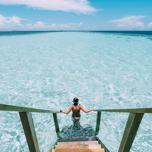 Bougie personnalisée avec photo, texture lisse et parfum Monoi.