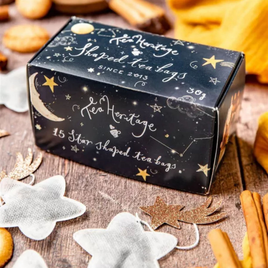 Coffret de 15 thés en forme d'étoiles sur fond clair.