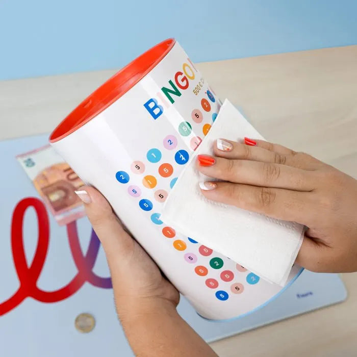 Tirelire XXL en forme de cochon avec fente pour pièces.