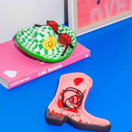 Vide poche en forme de chapeau avec motif à carreaux verts