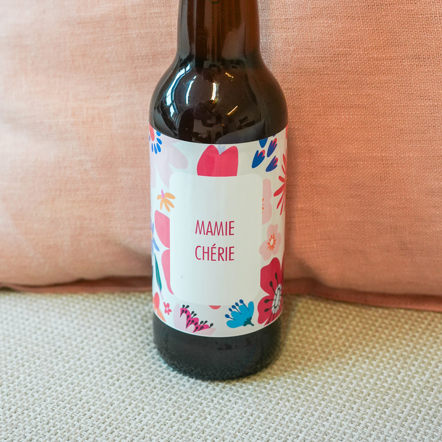 Bière Mamie Chérie avec étiquette colorée et design vintage