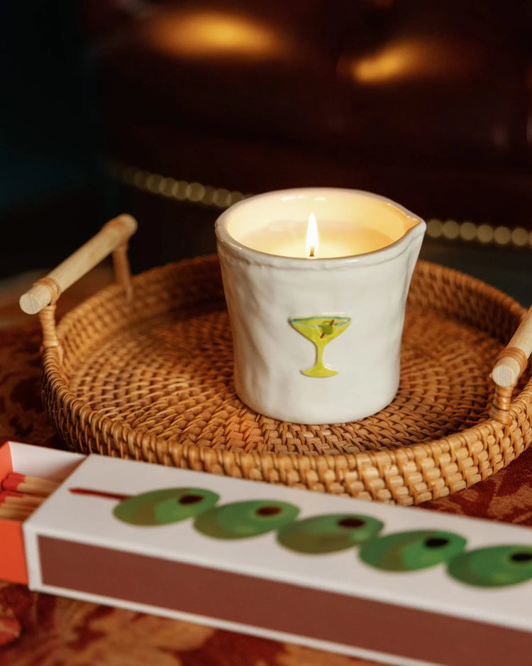 Bougie Martini en céramique avec motif agrumes sur fond clair