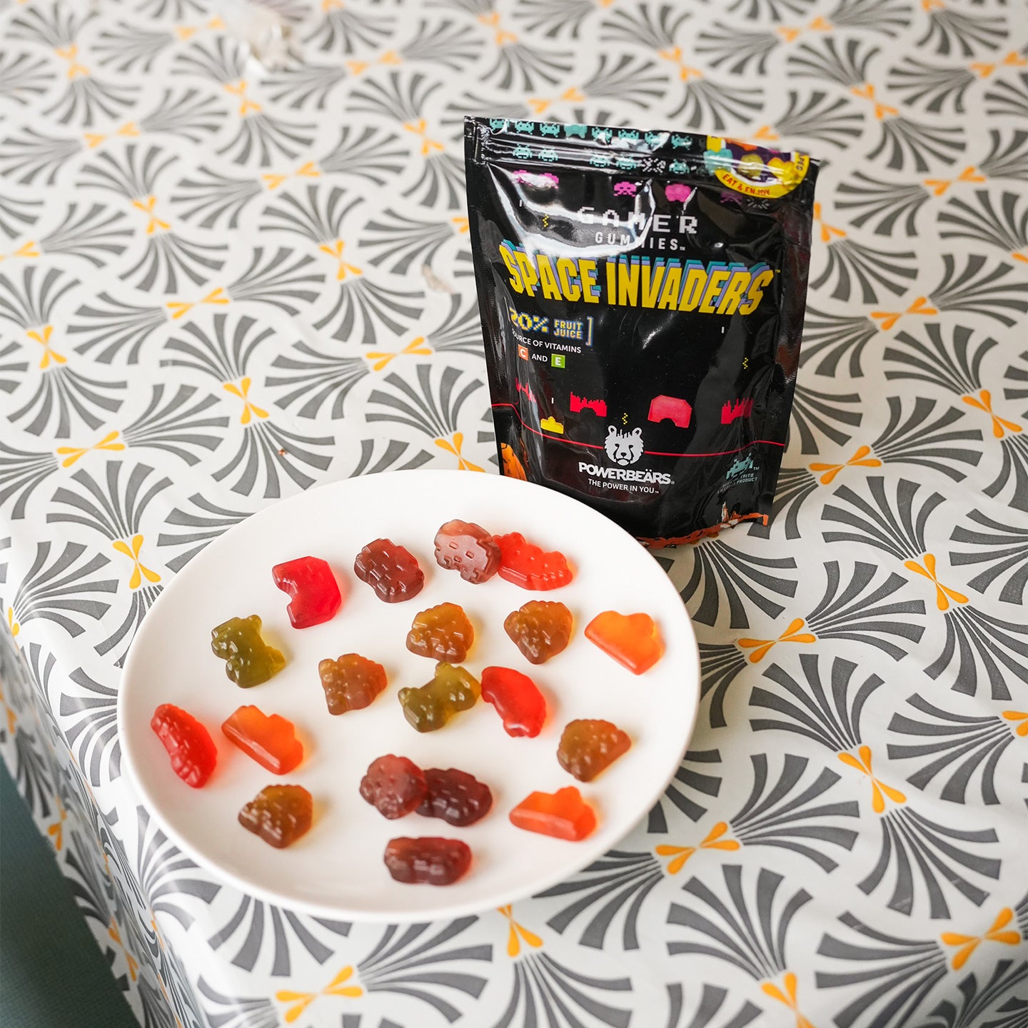 Bonbons Space Invaders en forme d'aliens colorés