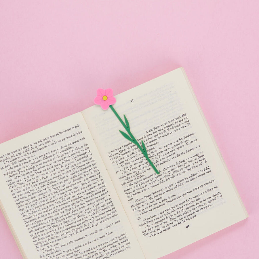 Marque-page Wild Rose avec fleur d’églantine en plastique rose