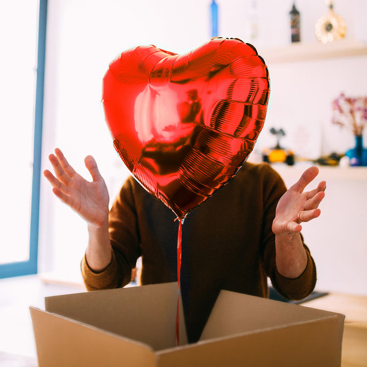 Box 4 ballons coeurs rouge - Mieux Que Des Fleurs