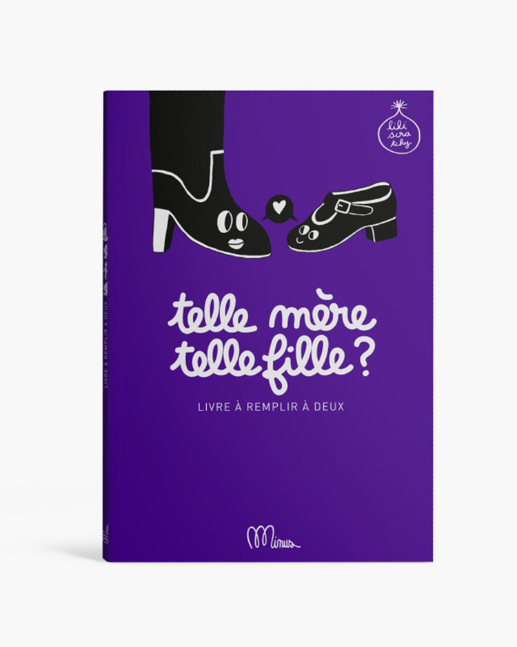 Carnet à compléter avec un design floral sur la couverture