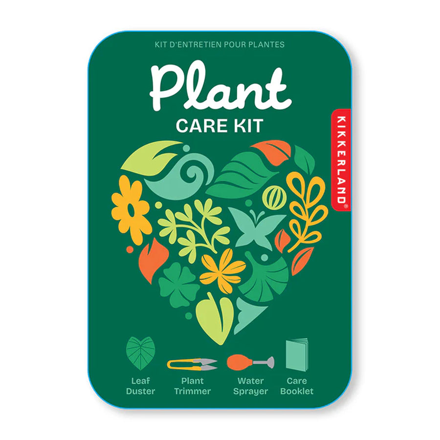 Kit d'entretien pour plantes avec outils variés sur fond neutre
