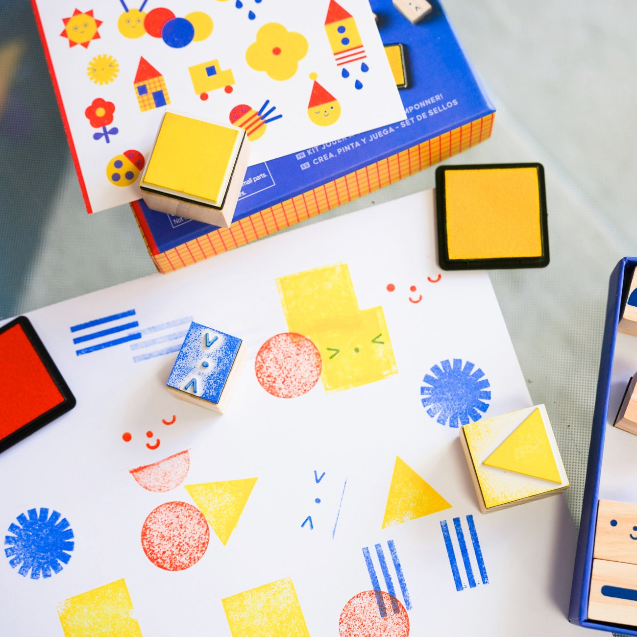 Coffret de tampons pour enfants avec motifs variés