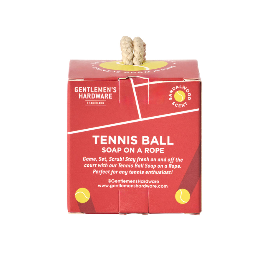 Savon en forme de balle de tennis avec corde, texture détaillée