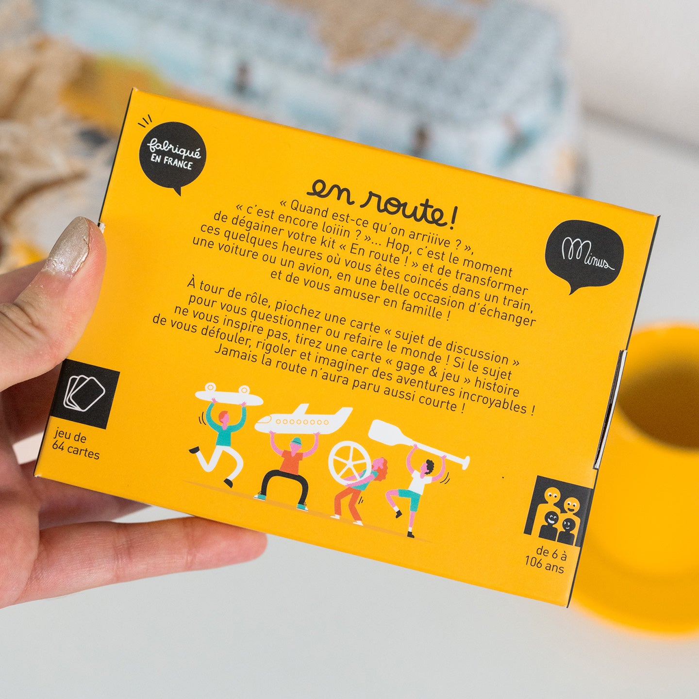Jeu de discussion pour enfants avec illustrations colorées.
