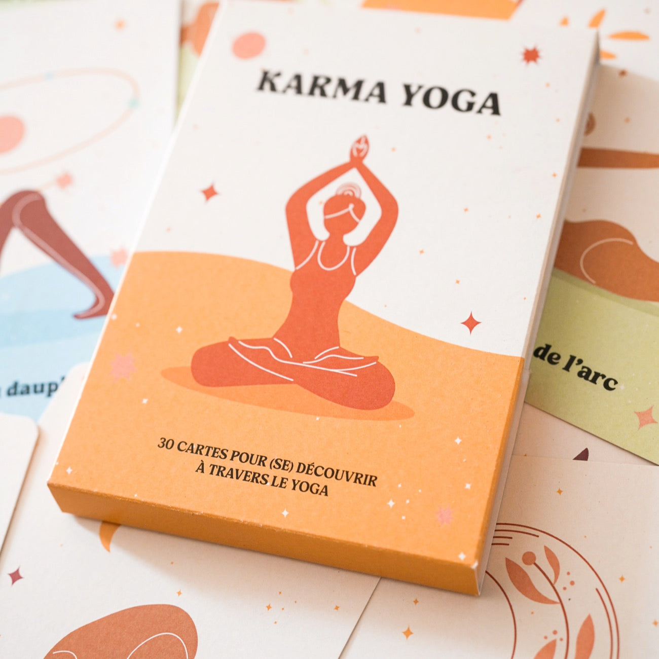 Cartes de yoga avec illustrations colorées et texte explicatif.