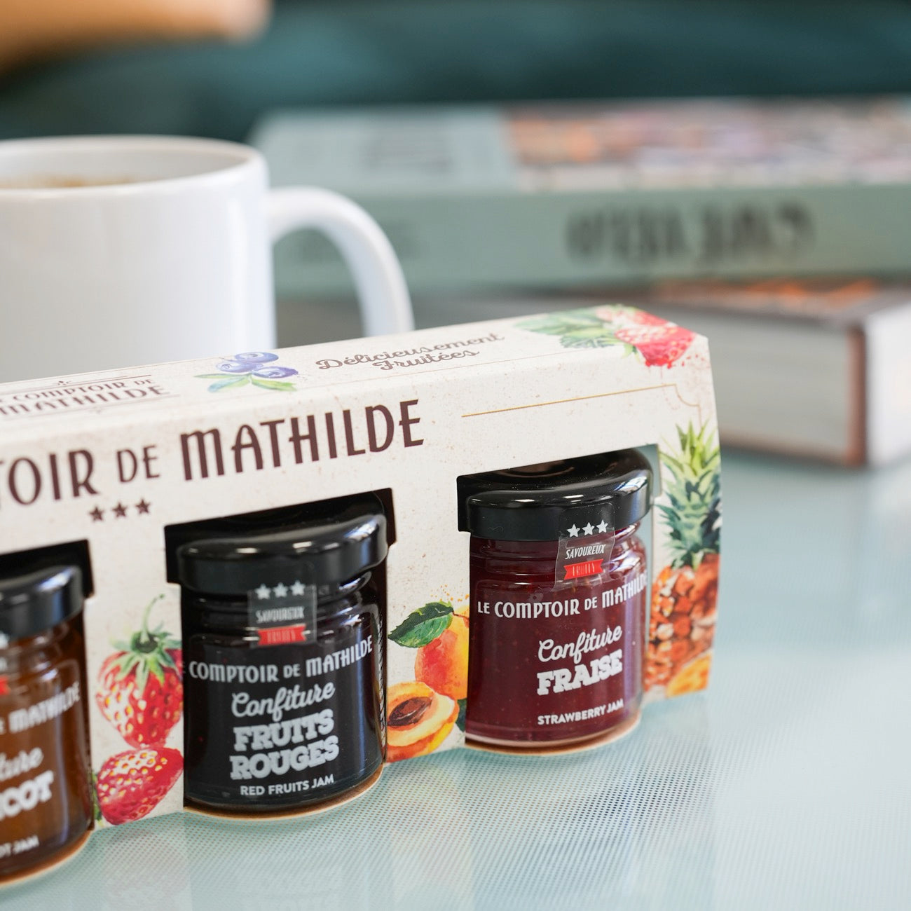 Coffret de 4 mini confitures avec étiquettes colorées