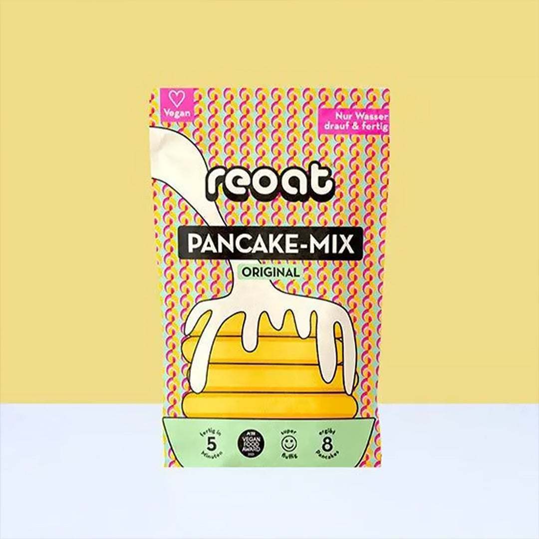 Kit DIY pancakes avec instructions et ingrédients visibles