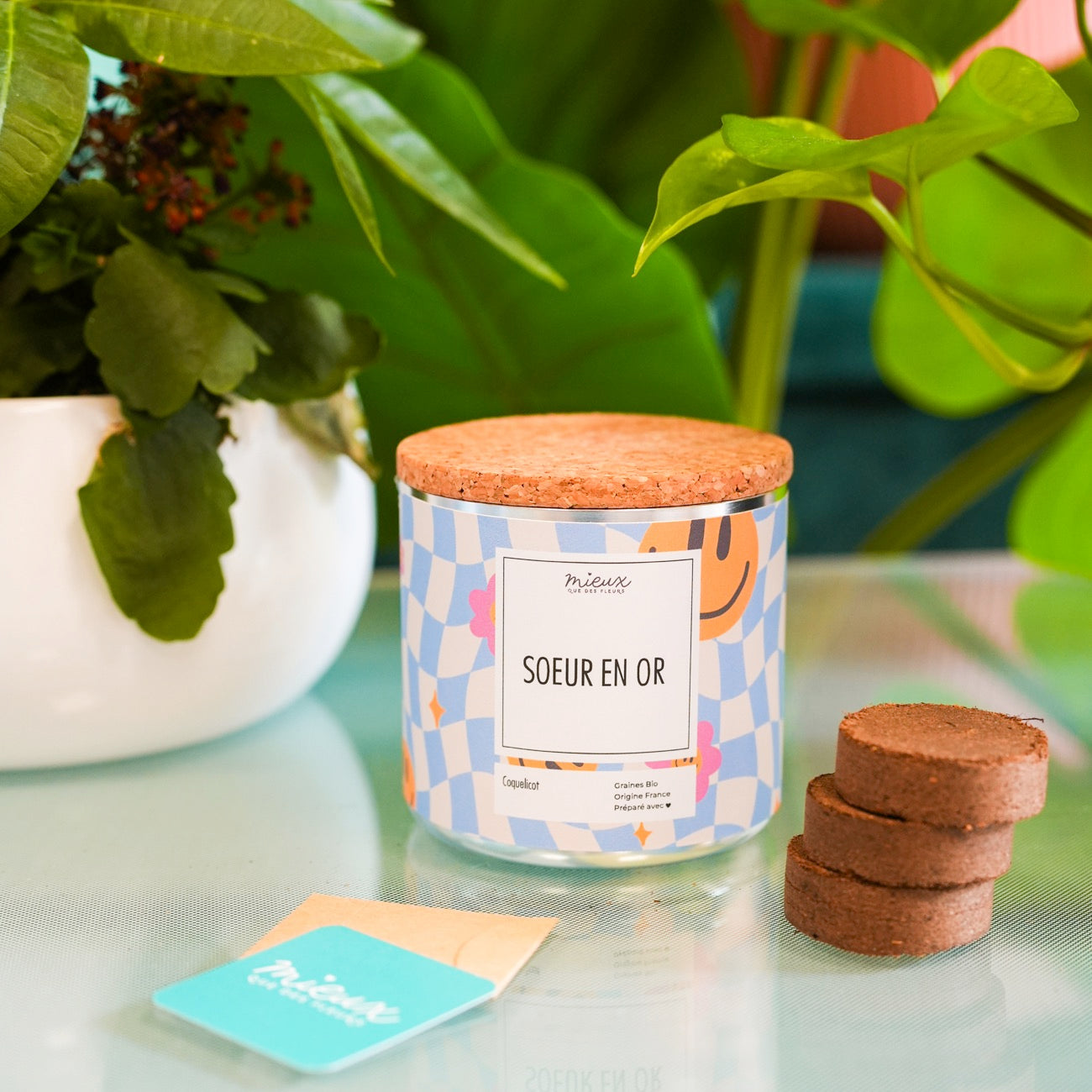 Kit à planter avec message 'Ma famille en or' en gros plan