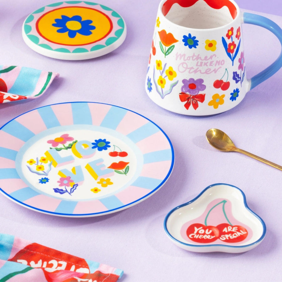 Repose thé en forme de cerise avec inscription 'You are special