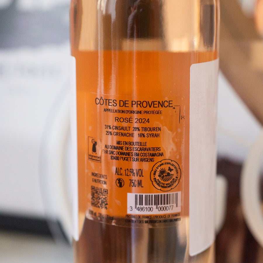 Bouteille de vin rosé avec étiquette 'Cuvée du Meilleur Papa'