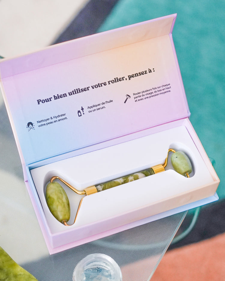 Rouleau de jade pour visage avec embouts distincts