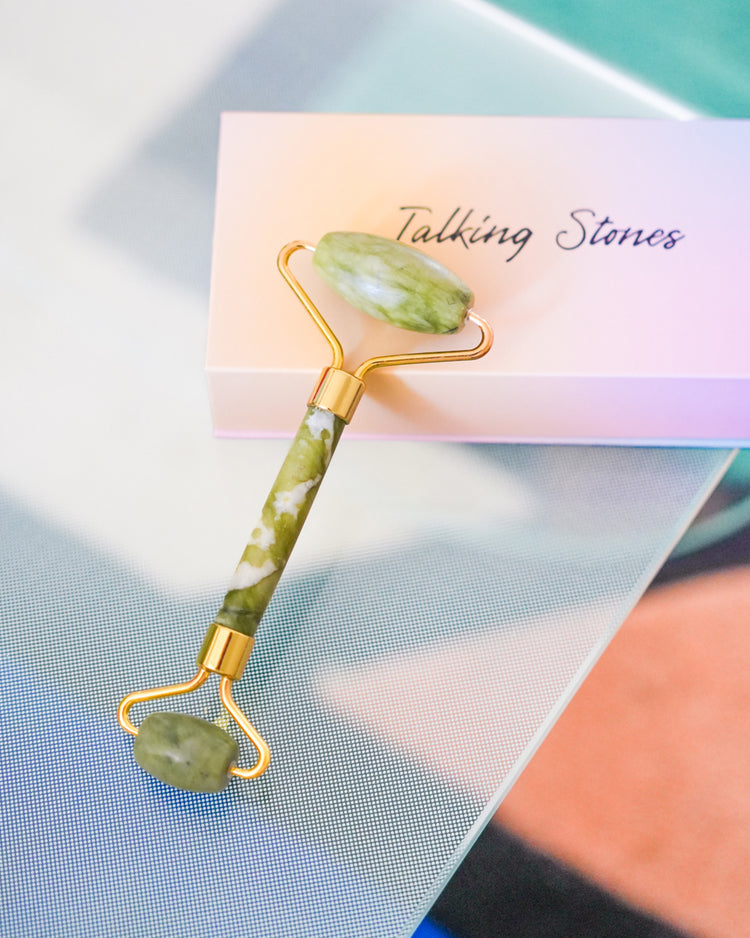 Rouleau de jade pour visage avec embouts distincts