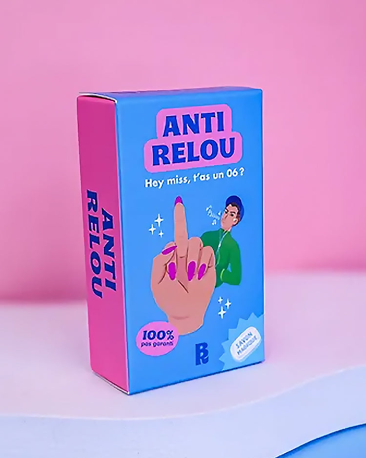 Savon anti-relou avec un design humoristique et coloré.