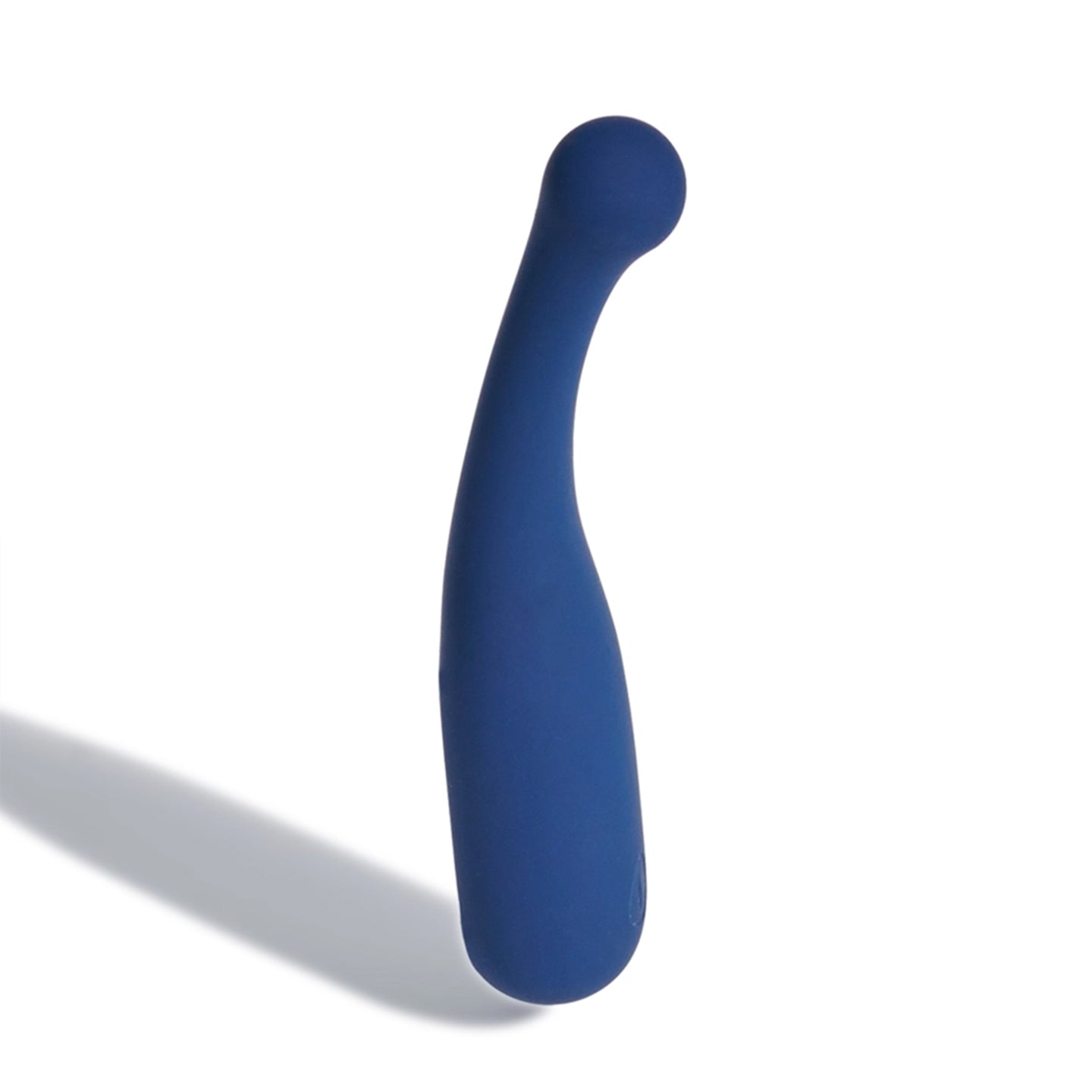 Coffret de vibromasseurs avec divers jouets intimes pour couple.