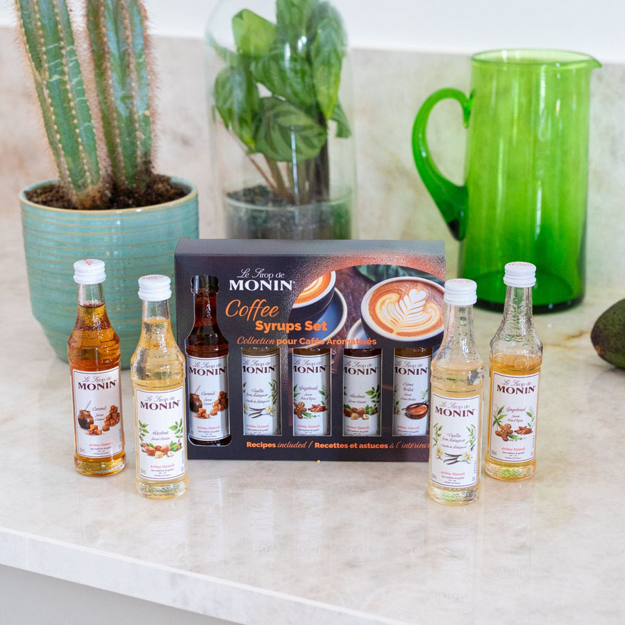 Coffret de 5 sirops pour cafés avec étiquettes colorées