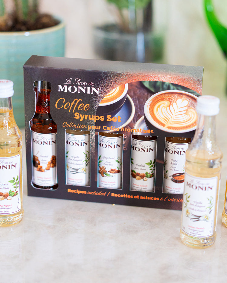Coffret de 5 sirops pour cafés avec étiquettes colorées