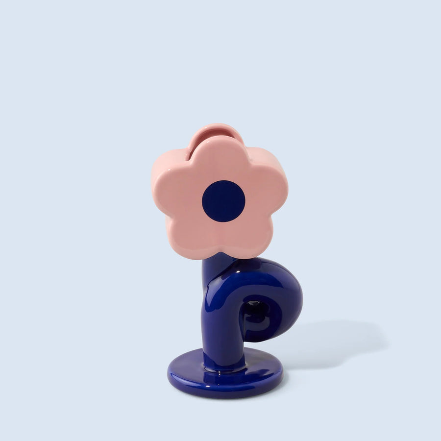 Vase Fleur Loop en forme de boucle sur fond clair
