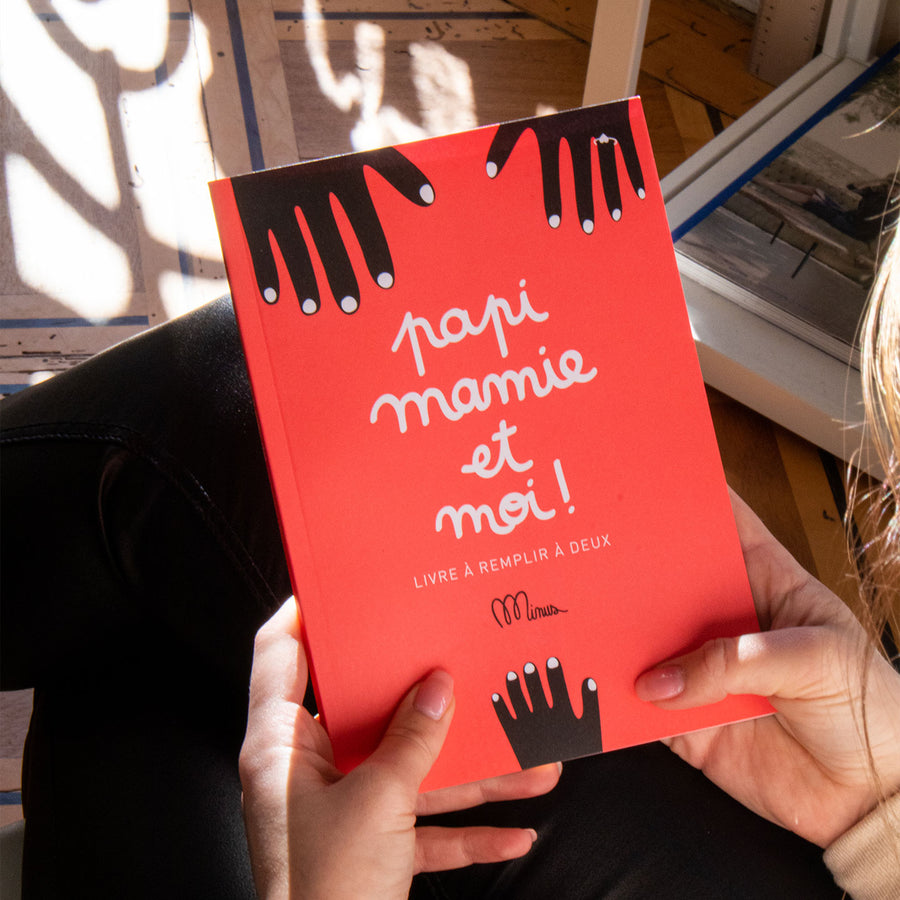 Couverture du livre avec illustrations colorées et joyeuses.