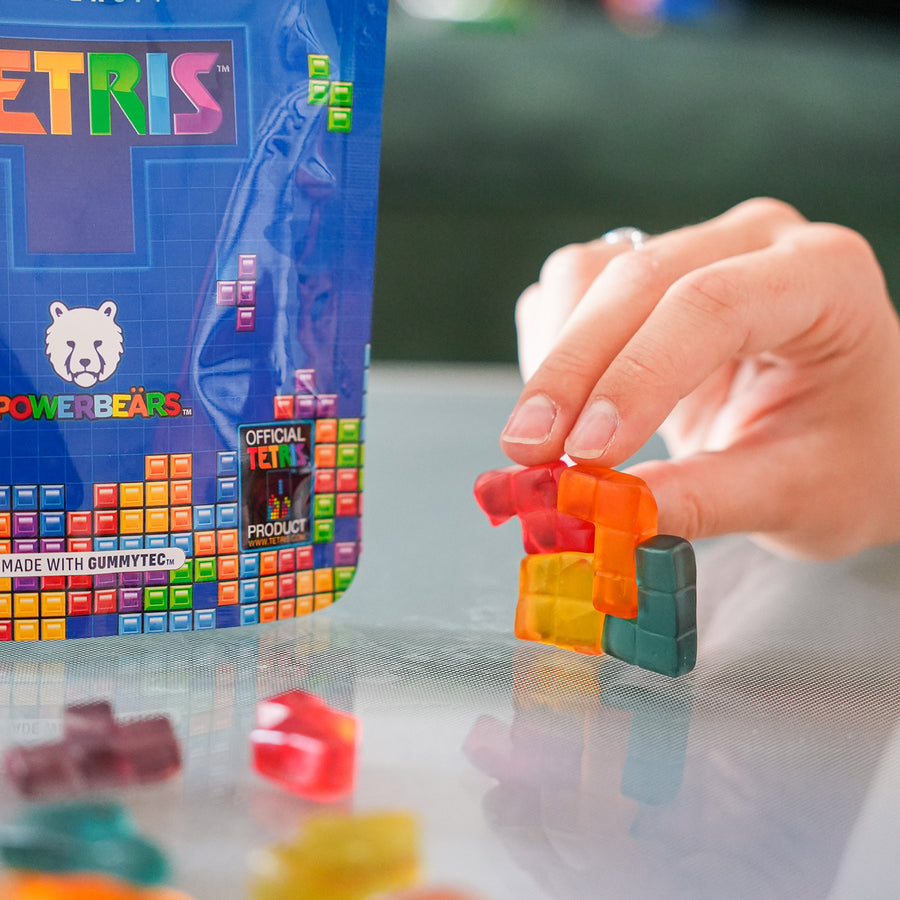 Bonbons originaux Tetris colorés en forme de blocs de jeu vidéo.