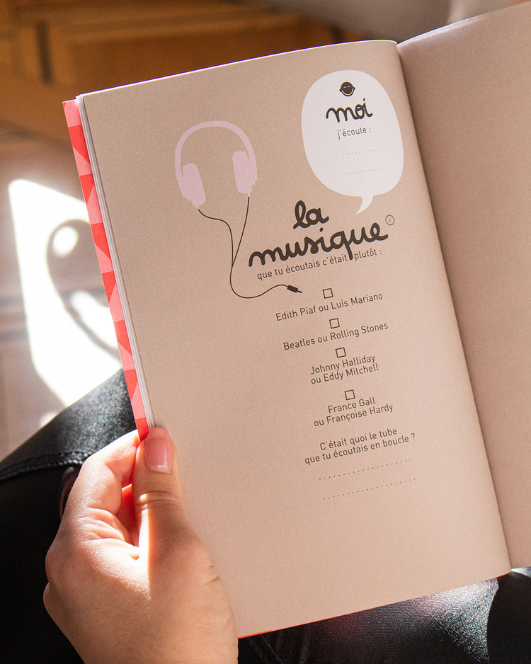 Couverture colorée du livre Papi, mamie et moi