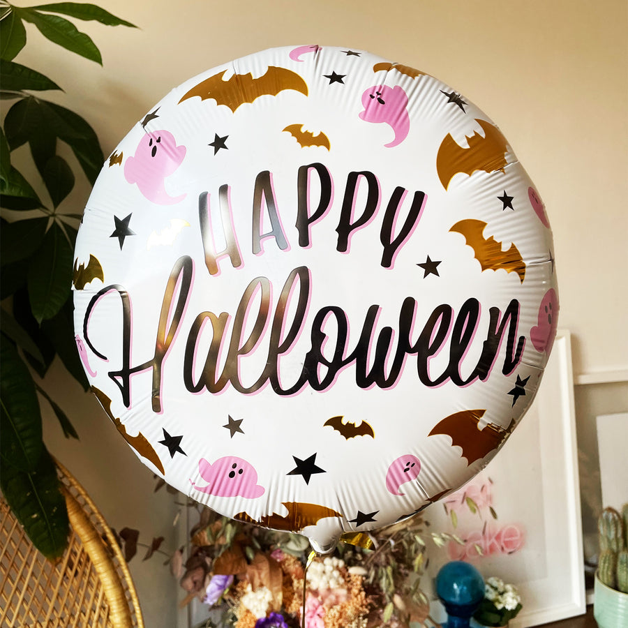 Ballon Halloween noir avec inscription 'Happy Halloween' en lettres blanches sur fond orange.
