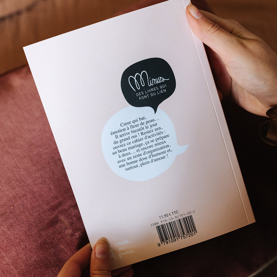 Carnet de mariage Minus avec couverture élégante en blanc