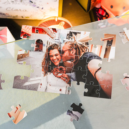 Puzzle personnalisé avec illustration d'un couple.