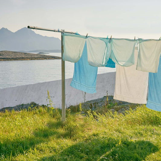 Bougie personnalisée avec photo, texture lisse et parfum floral.