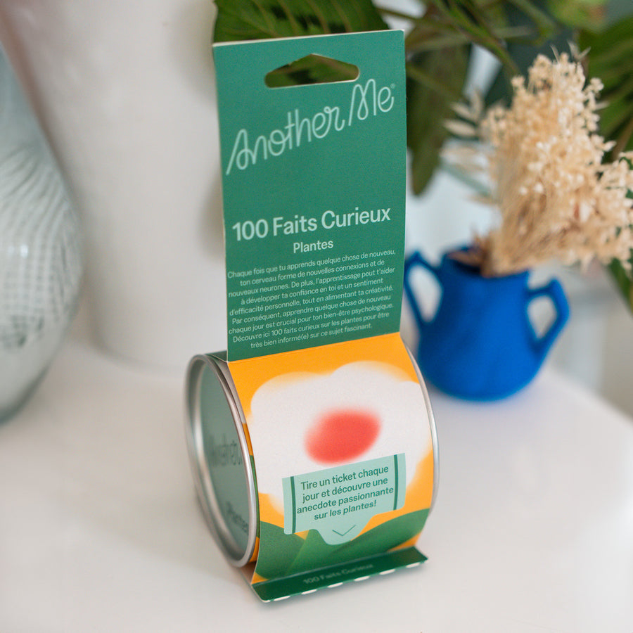 Couverture du livre avec des illustrations de plantes variées.